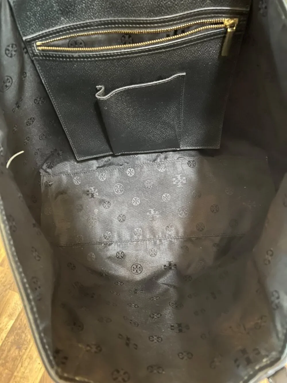 TORY BURCH BLACK STEFANO LEAHTER ROBINSON LARGE TOTE